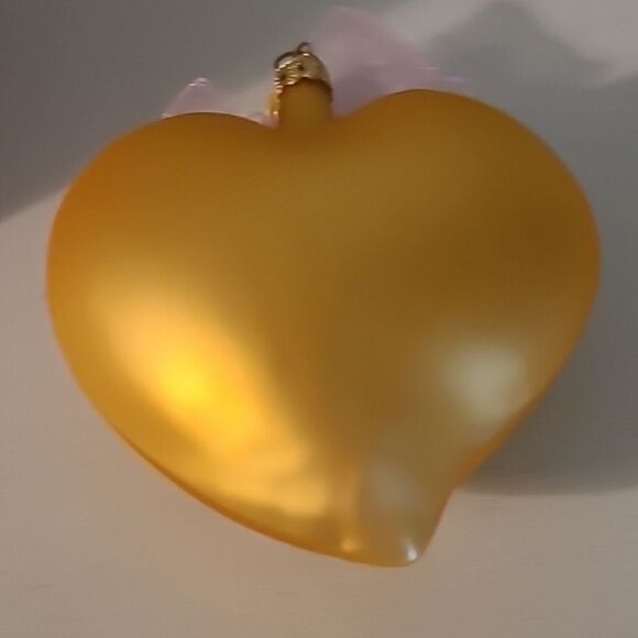 Avon Breast Cancer Crusade Ornament - Picture 7 of 7